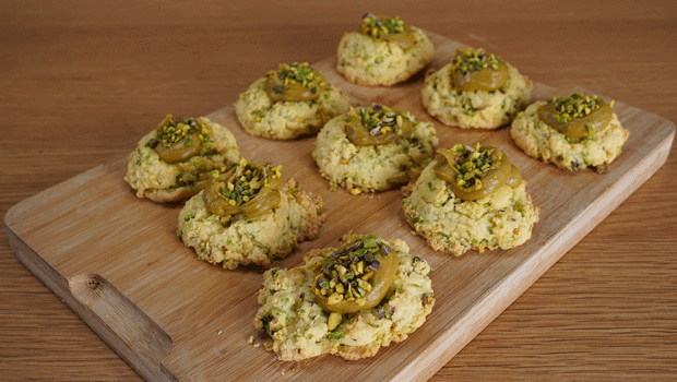Glutensiz Antep fıstıklı cookie tarifi (Videolu)