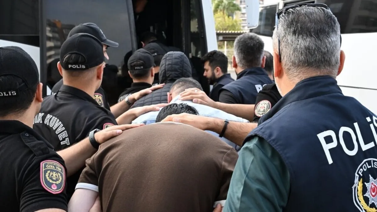 Yasa dışı bahis bataklığı kurutuluyor: 18 şehirde eş zamanlı baskın | 98 zanlıya gözaltı kararı