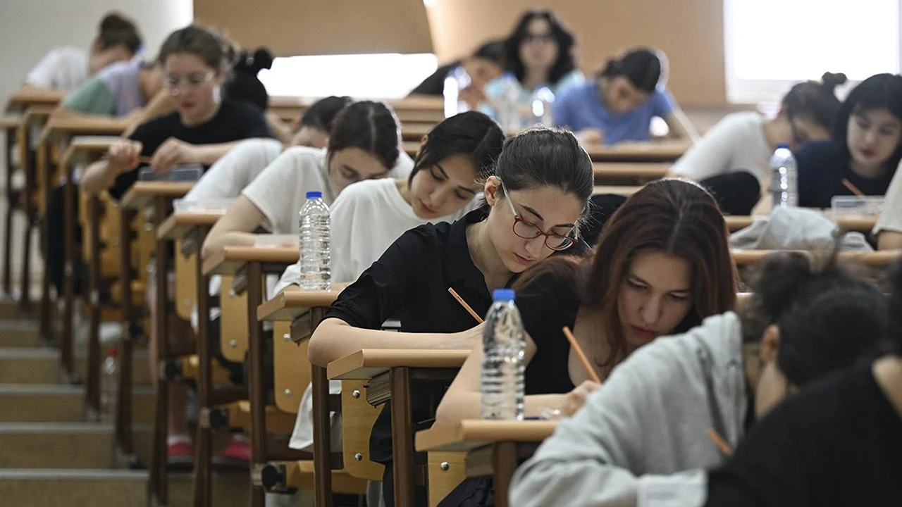 YKS soru kitapçıkları sınav merkezlerine gönderildi