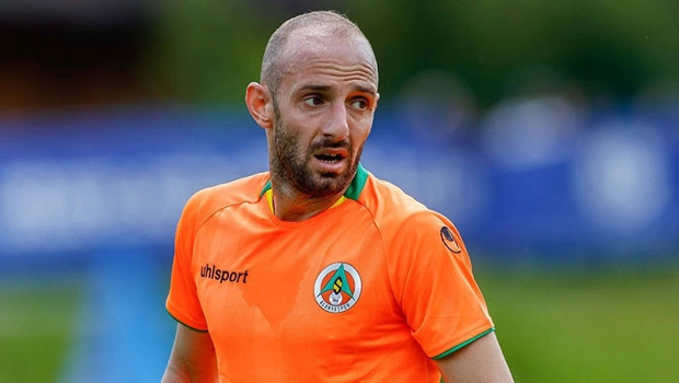 Efecan Karaca Alanyaspor'a veda etti!
