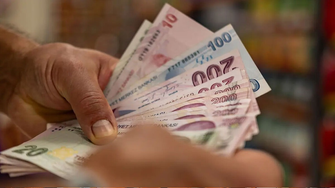 Emekli ve memur zammında refah payı için yasal düzenleme yolda: Gözler kritik tarihte