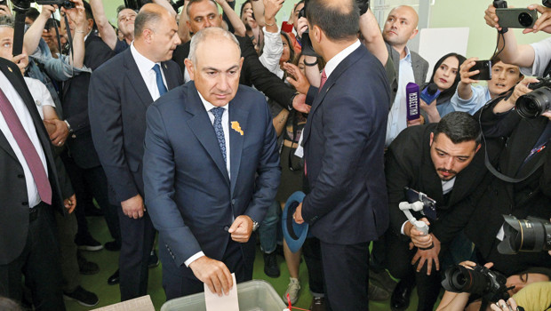 Ermenistan bir kez daha Paşinyan dedi... Ankara’ya sıcak mesaj