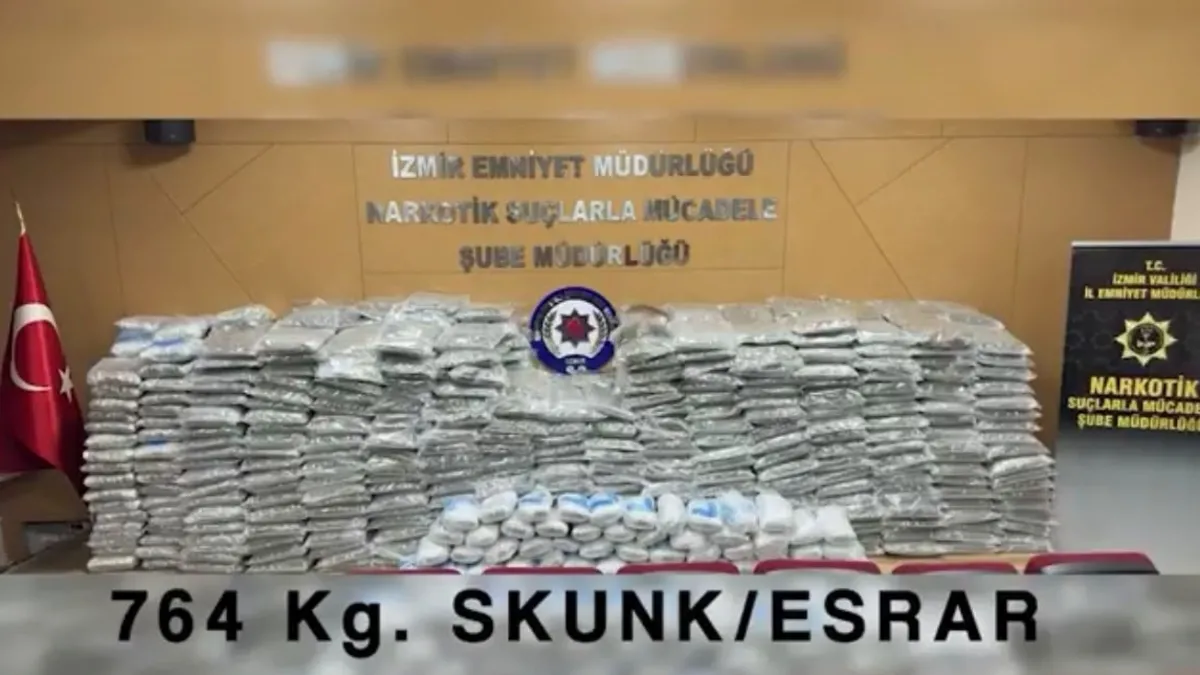 İzmir’de 764 kilo uyuşturucu madde ele geçirildi