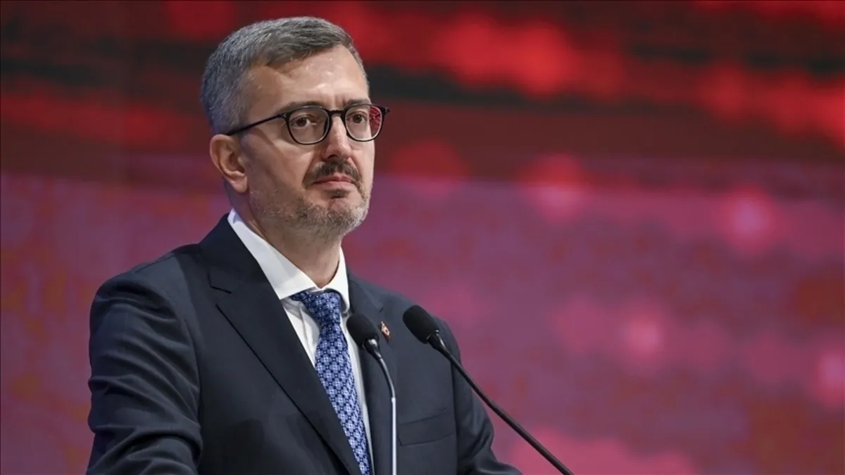 İletişim Başkanı Duran, şehit öğretmen Şenay Aybüke Yalçın'ı andı