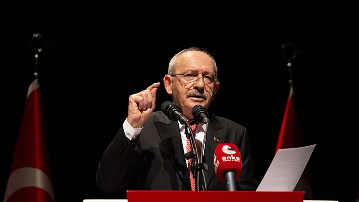 Kemal Kılıçdaroğlu Genel Merkez'de grubu topladı! "Arınacağız" deyip pavyonculara girişti | Halk TV ve Cafer Mahiroğlu'nu perişan etti
