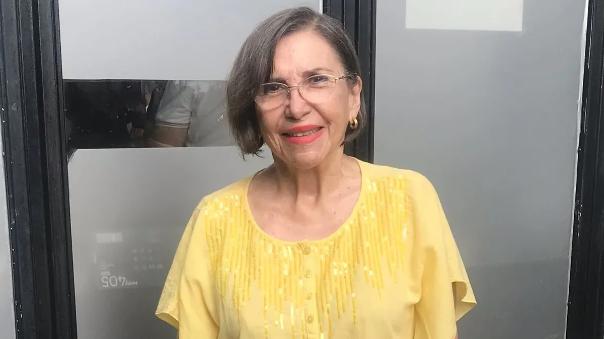 "Uzun zamandır yaşam mücadelesi veriyorum" Ödül törenine katılan Gül Onat'tan sağlık durumu açıklaması