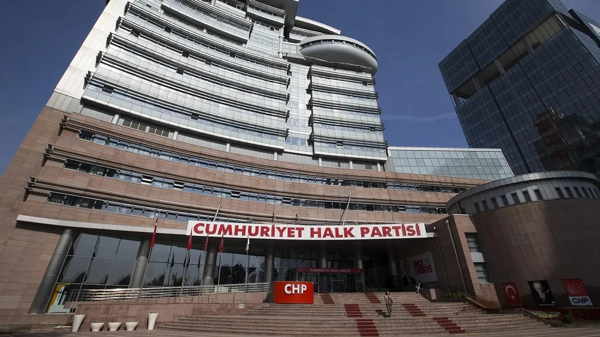 ÖZEL | CHP'de "bir bölen" kavgası! Genel Merkez'den 'yeni parti'cilere sert sözler: "Daha boşanmadan koca arayışına çıktılar"