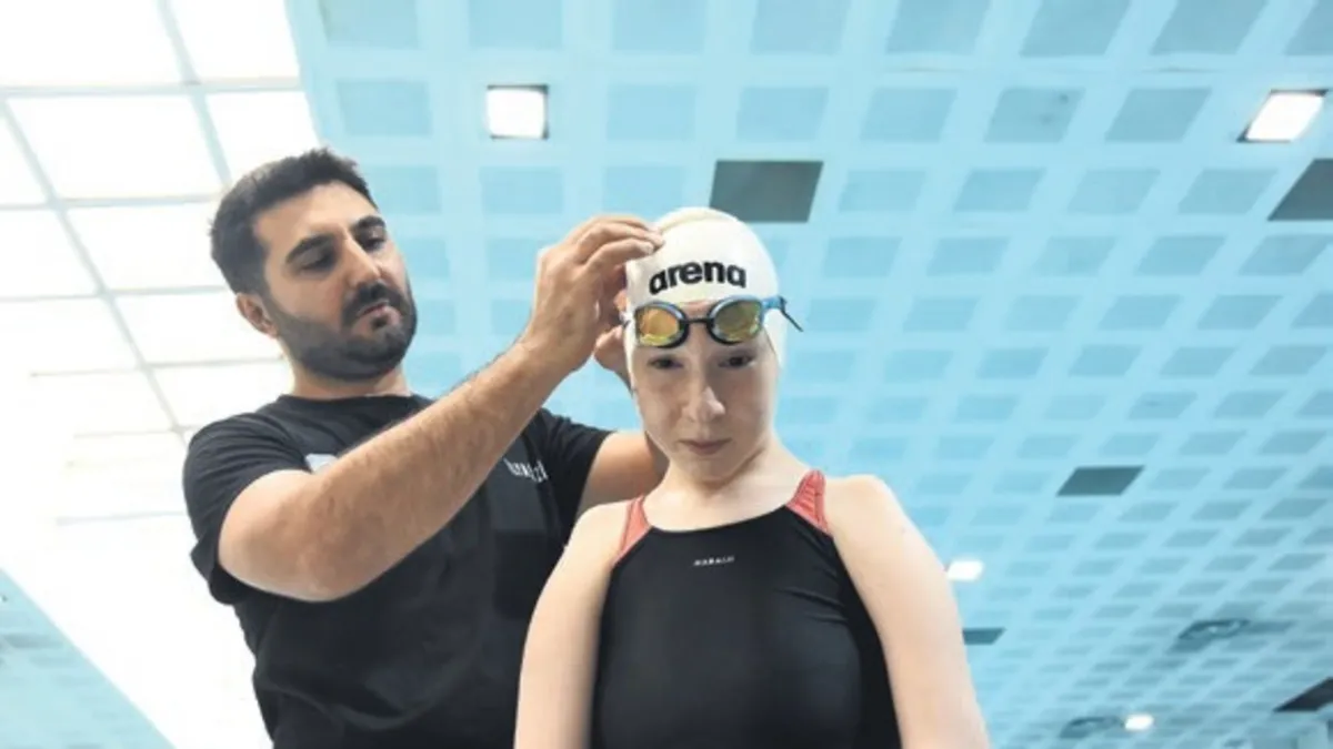 Terzinin yaptığı özel aparatla dünya şampiyonluğuna yüzdü! Esra Yüce’nin ezber bozan azmi