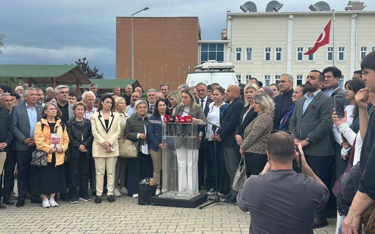 Türker, "çıplak aramayı" anlattı, Aile Dayanışma Ağı sorumluların cezalandırılmasını istedi