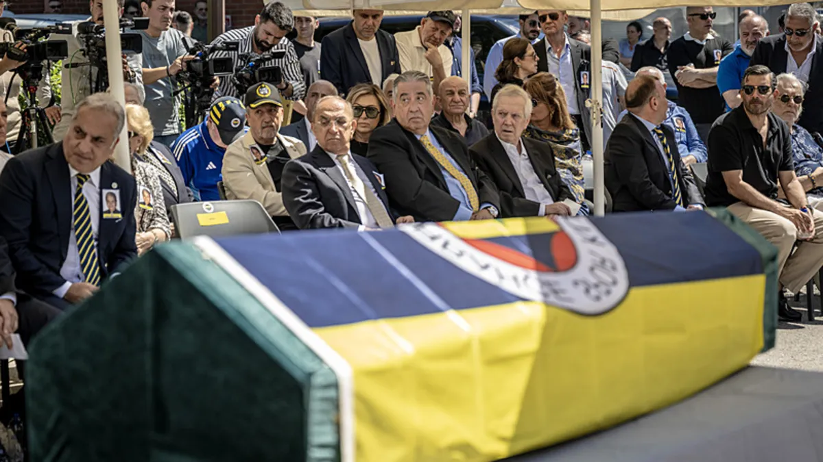 Fenerbahçe'de eski yönetici Derviş Köksal Özbek için tören düzenlendi!