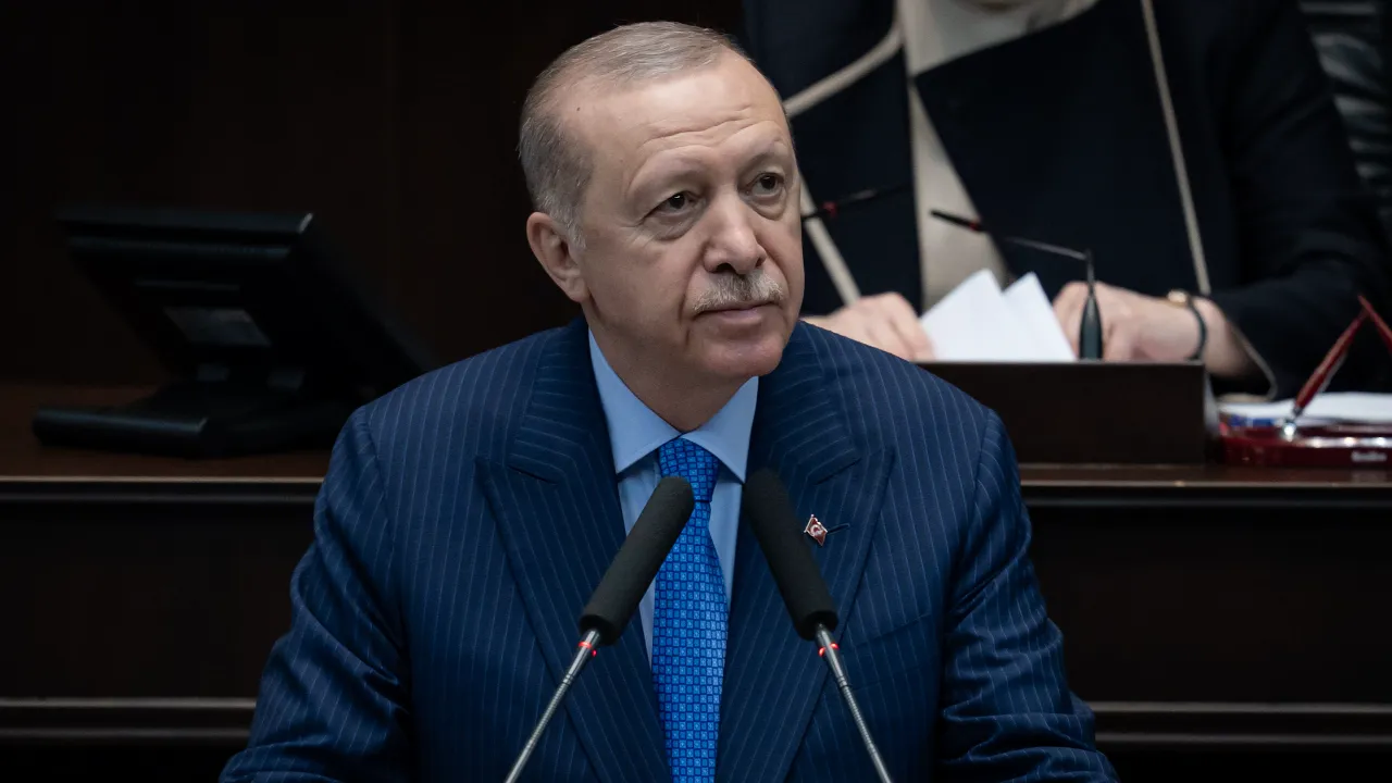 "CEVABIMIZ ÇOK SERT OLUR!"