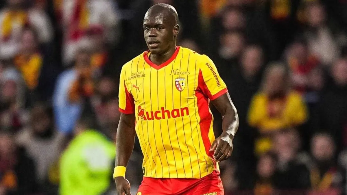 Son dakika haberi: Malang Sarr'ın temsilcisi, Fenerbahçe için geldi!
