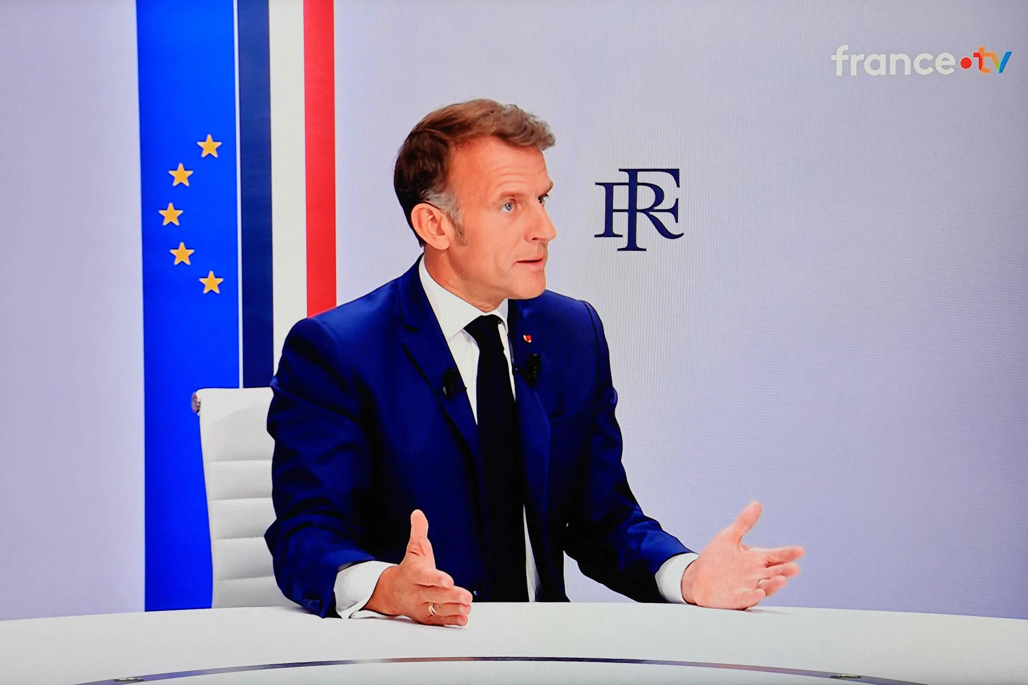 Fransa Cumhurbaşkanı Macron: İsrail, bölgede şiddeti ve öfkeyi körüklüyor