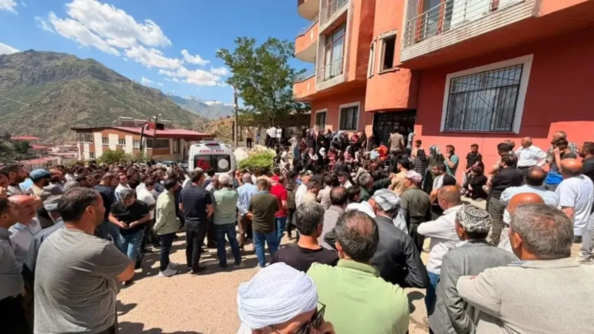 Önce katliam yaptı sonra intihara kalktı! Hakkari'de aile faciası: Çok sayıda ölü