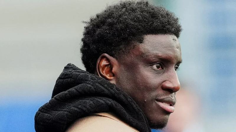 Demba Ba'nın yeni adresi ve görevi belli oldu