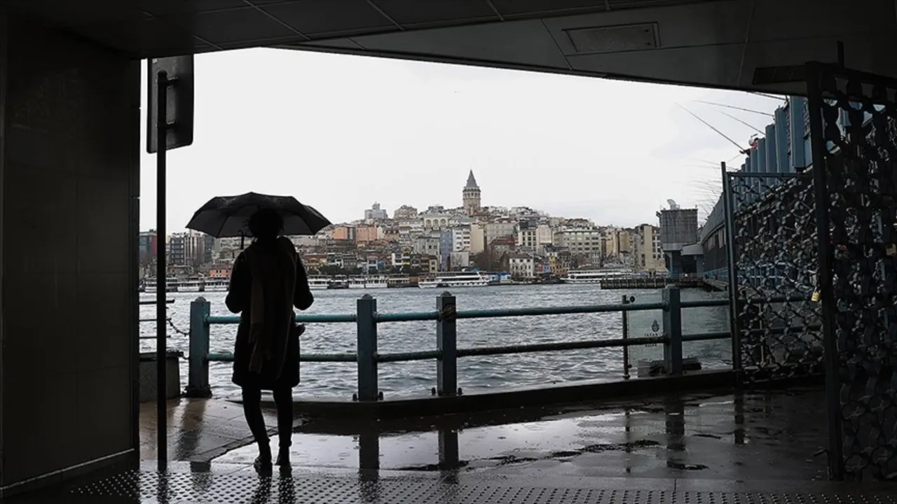 İstanbullular dikkat! Sağanak yağış geri dönüyor