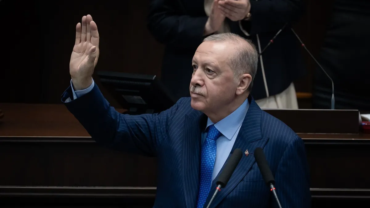 Erdoğan’dan siyonist şebekeye tarihi uyarı: Kıbrıs'ta cevabımız çok sert olur | "Türkiye’nin güvenliği Halep ve Beyrut’tan başlar"