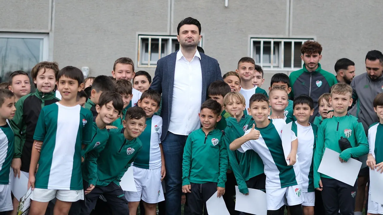 Bursaspor ayrılığı resmen açıkladı