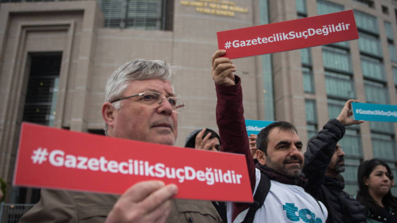 Sınır Tanımayan Gazeteciler: Gazetecileri sürgüne zorlayan ülke sayısı beş yılda iki katına çıktı