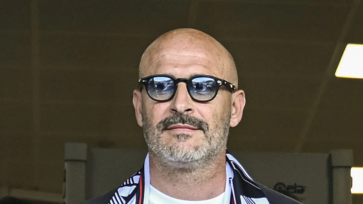 Beşiktaş açıkladı: Yeni teknik direktör Vincenzo Italiano İstanbul'a geldi