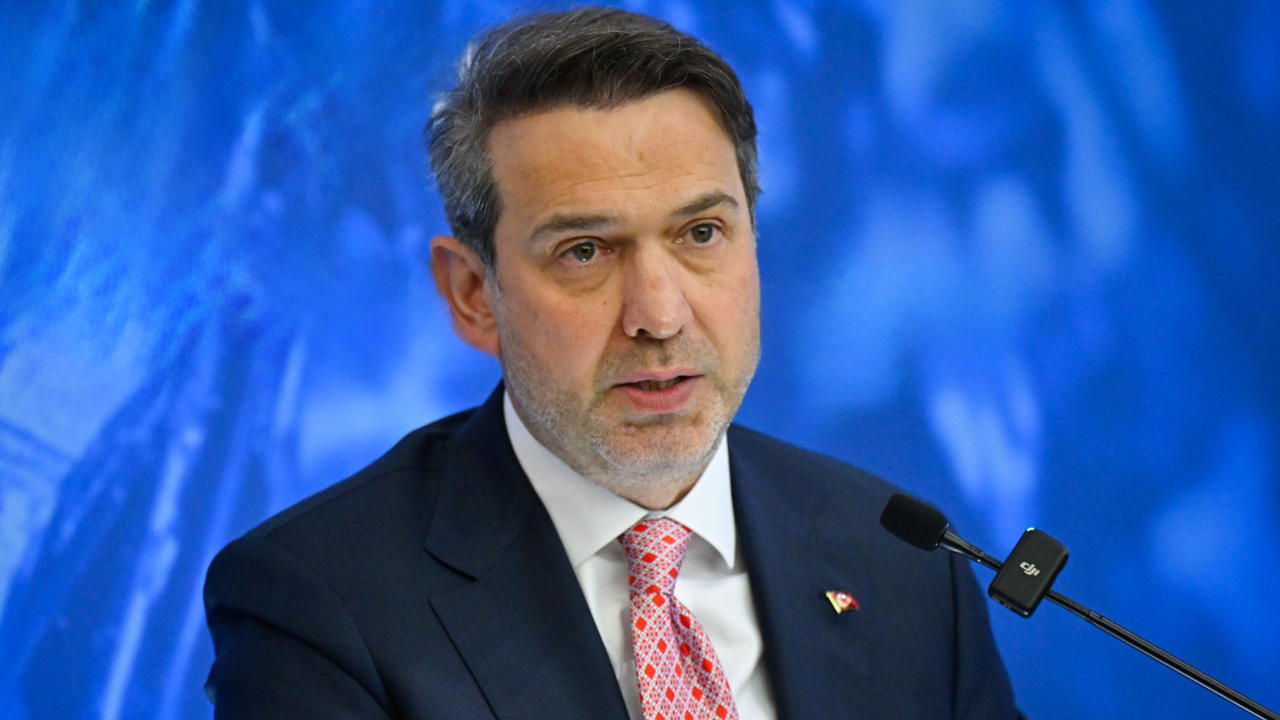 Bakan Bayraktar açıkladı: Enerji dönüşümünde 80 milyar dolarlık yatırım hedefi