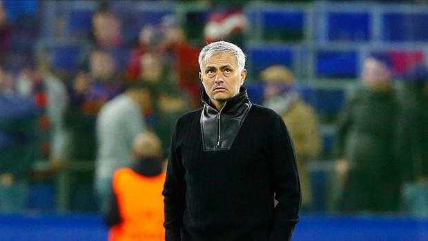 187 milyon euro tazminatla yollandı, 15 milyon tazminatla dönüyor: Mourinho