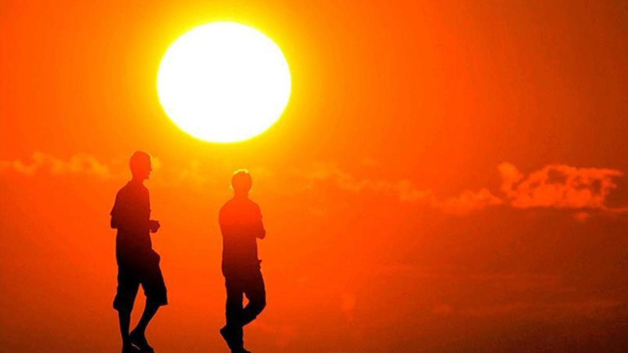 Belçika'da aşırı sıcaklık ve şiddetli fırtına nedeniyle "turuncu alarm" verildi