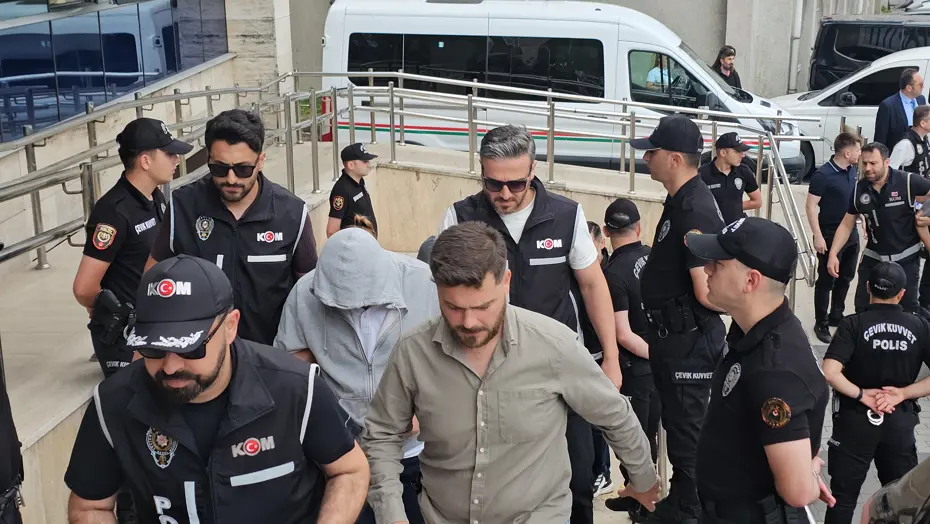 Rüşvet alıp kürtaj yapan doktora operasyon. Yasal süreyi geçirenlerden 100 bin lira istemiş
