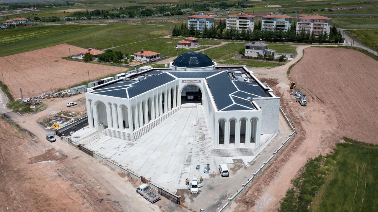 Bahçeli'nin hibe ettiği arsaya yapılan cemevinin ikinci etap çalışmaları tamamlandı