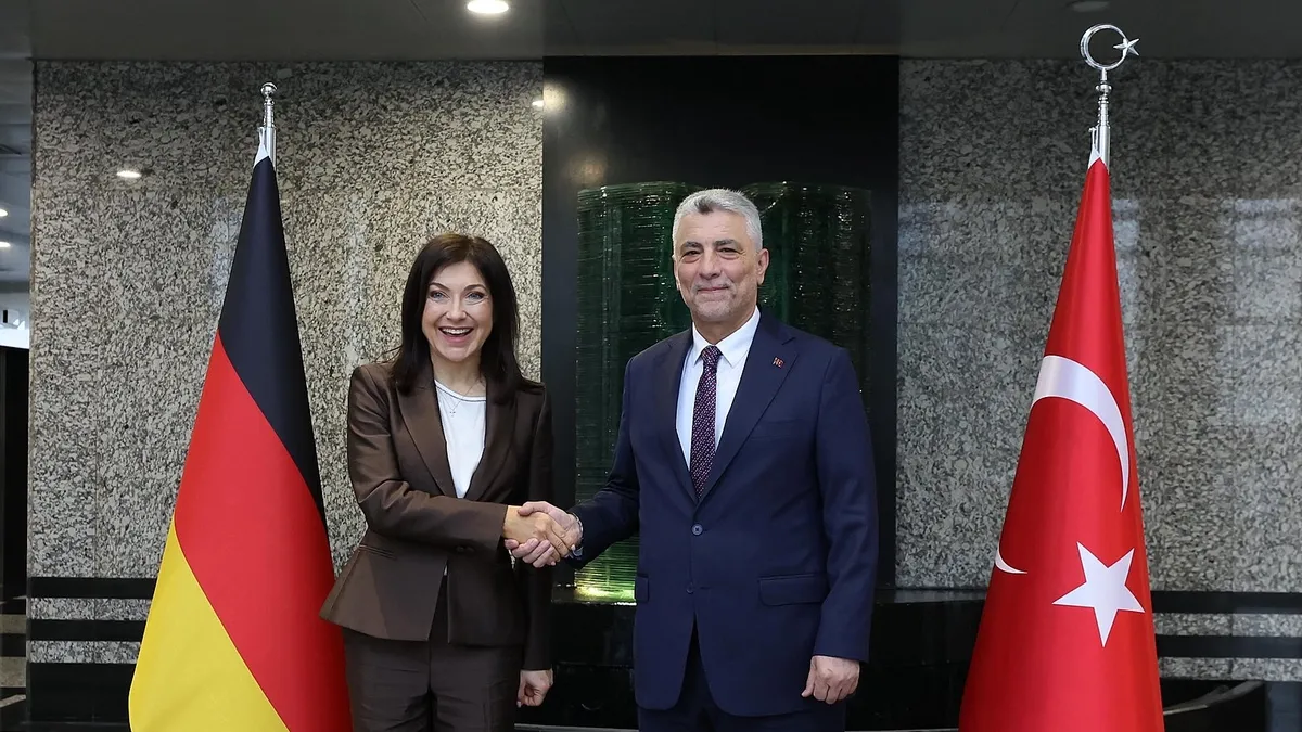 Bakan Bolat açıkladı: Türkiye ve Almanya JETCO toplantısında ekonomik iş birliğini derinleştirme mesajı
