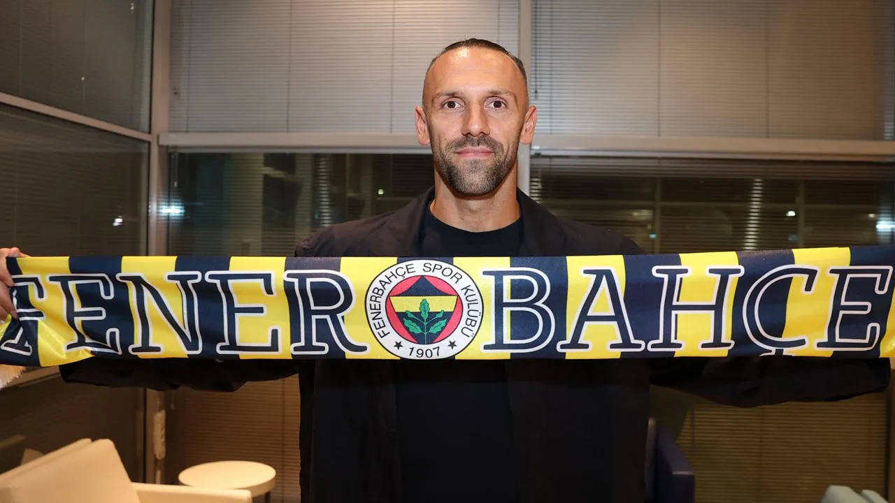 Vedat Muriqi, resmen Fenerbahçe'de!