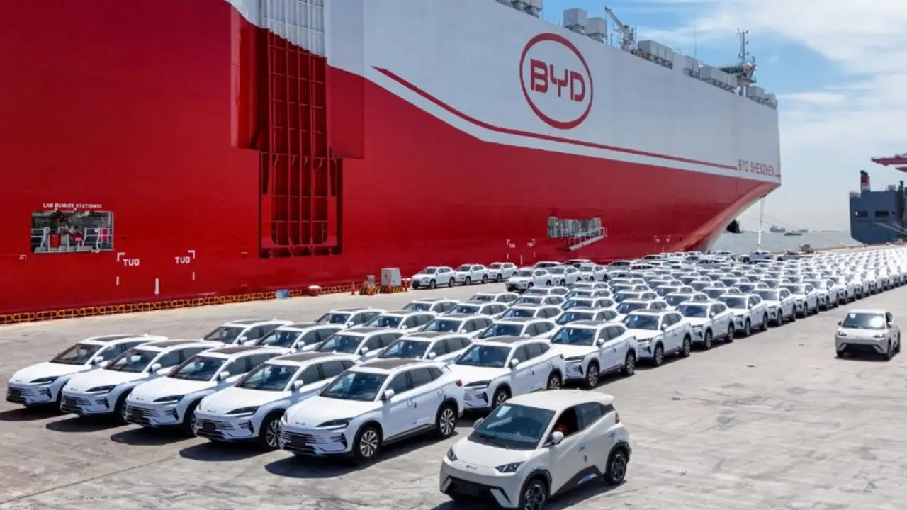BYD Türkiye'de fabrika kurma planını askıya aldı: Yatırım hamlesinde rota Avrupa'ya kırıldı