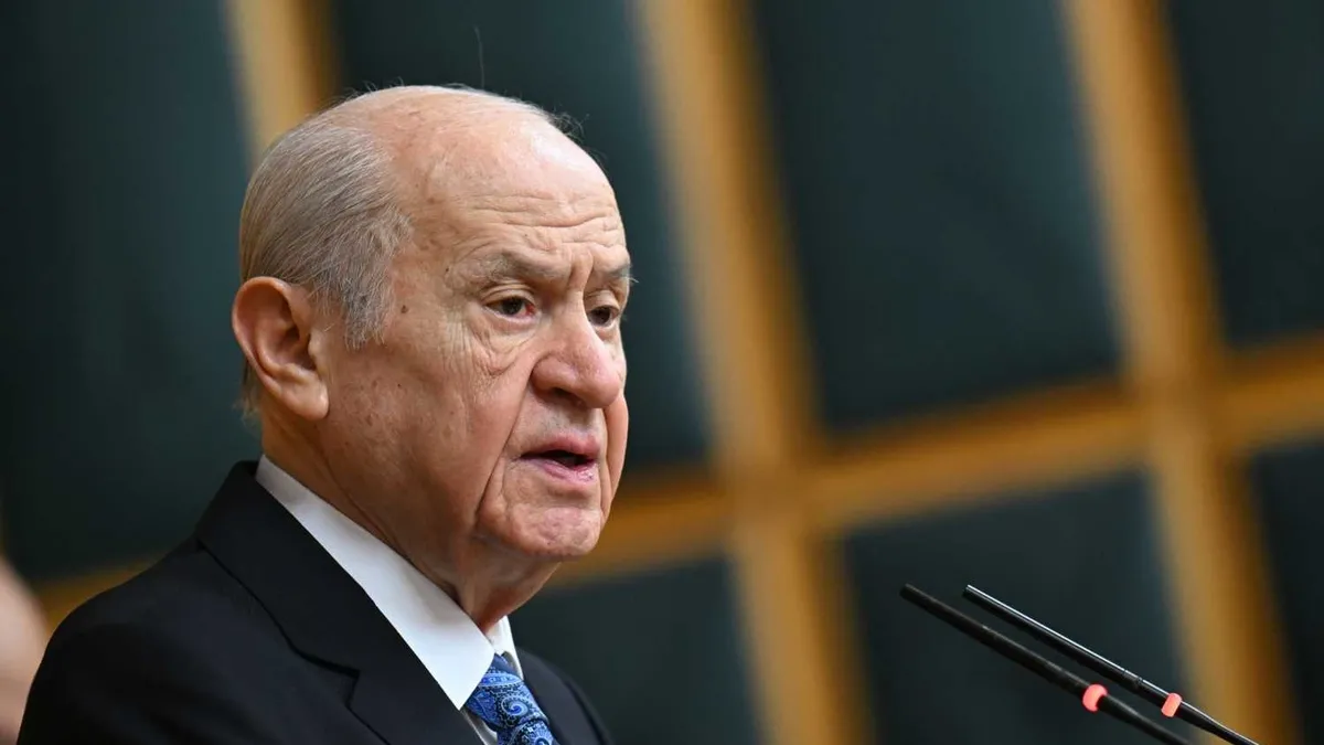 Son dakika | MHP lideri Devlet Bahçeli'den Özgür Özel'e çağrı: Ateşe körükle gitmemeli