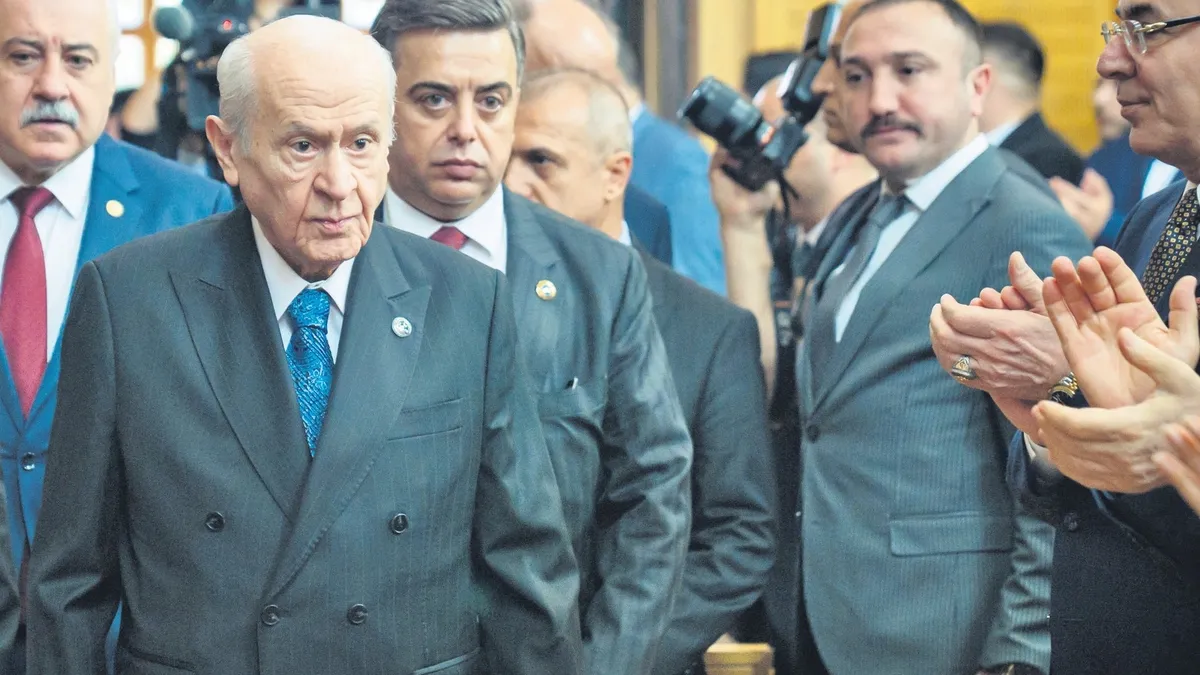 Özel’e düşen aklıselimle hareket etmektir