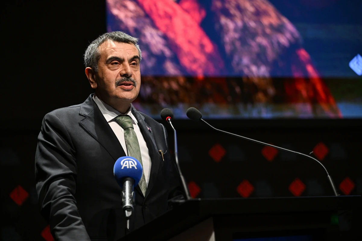 Milli Eğitim Bakanı Tekin'den çok konuşulacak çıkış: 'Zulüm 1453' diyenler beni eleştiriyor