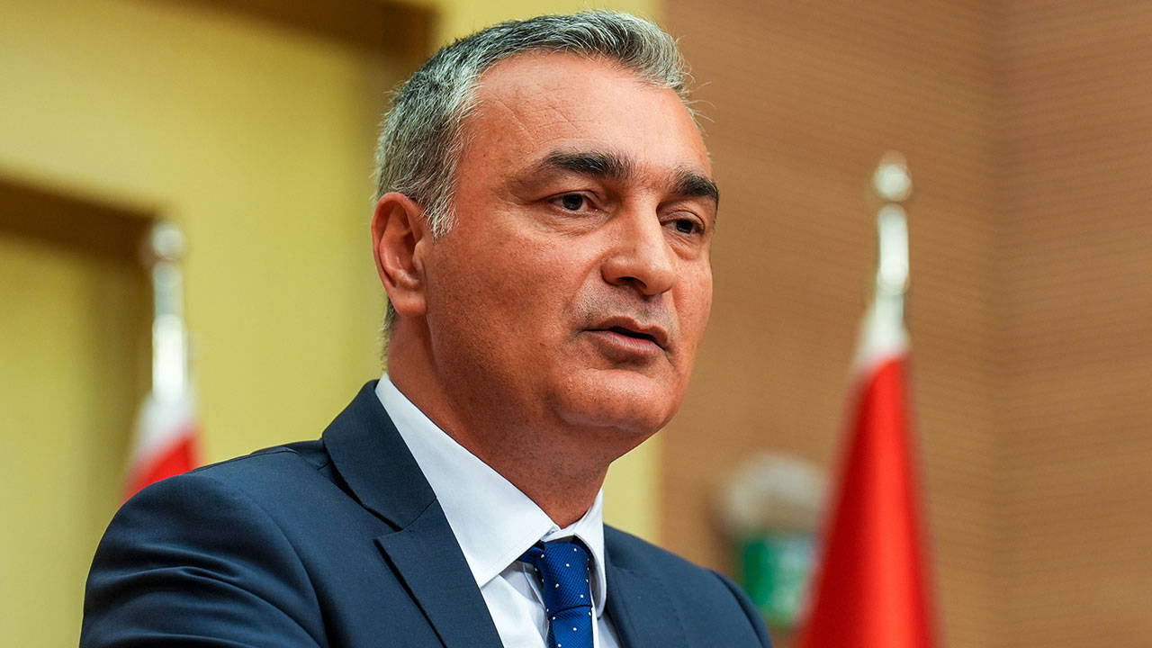 Kılıçdaroğlu yönetiminden Adalar ve Silifke Belediyeleri'ne ilişkin ilk açıklama: 'CHP'li belediyelerin hedef aldığı...'