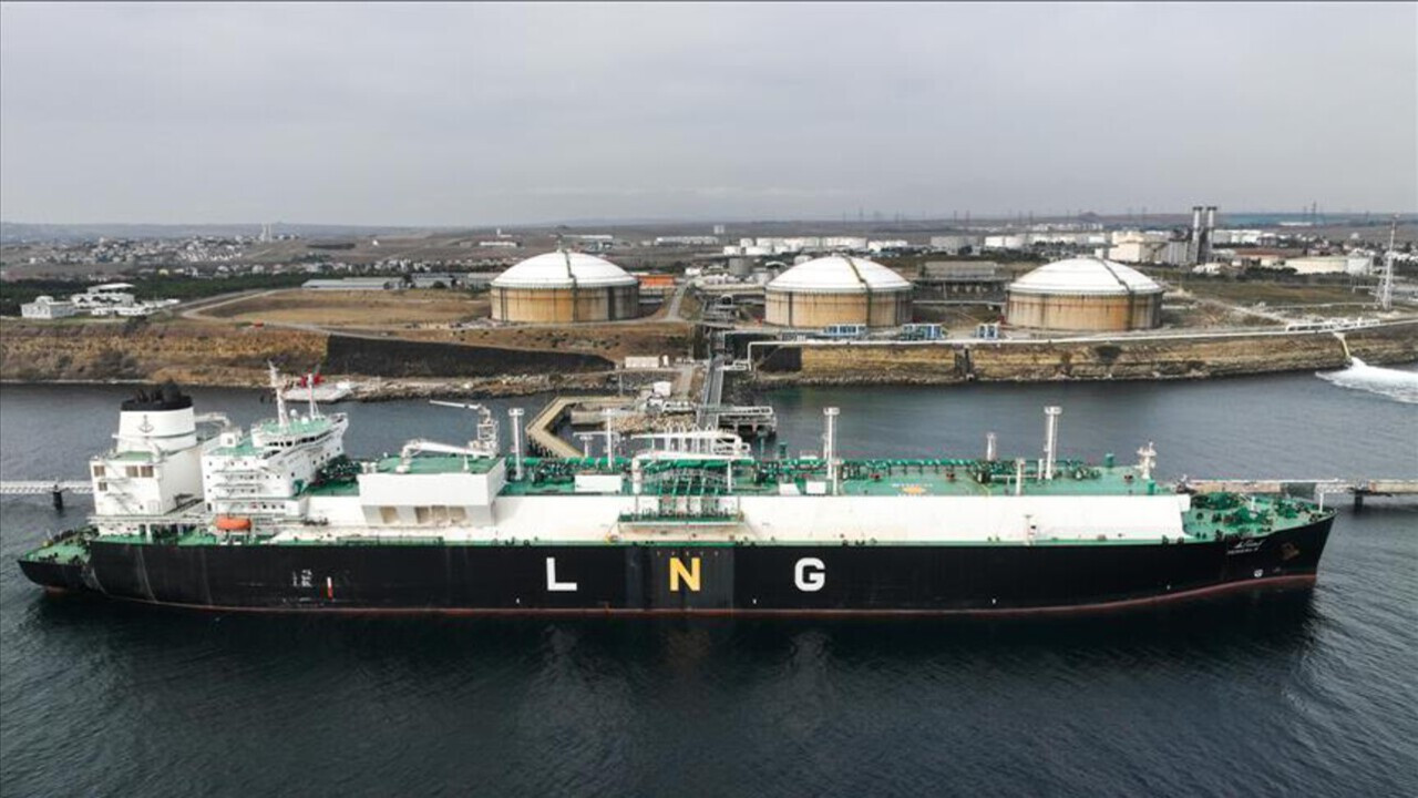 LNG piyasasında güçlü artış: Küresel ticaret %5 yükseldi