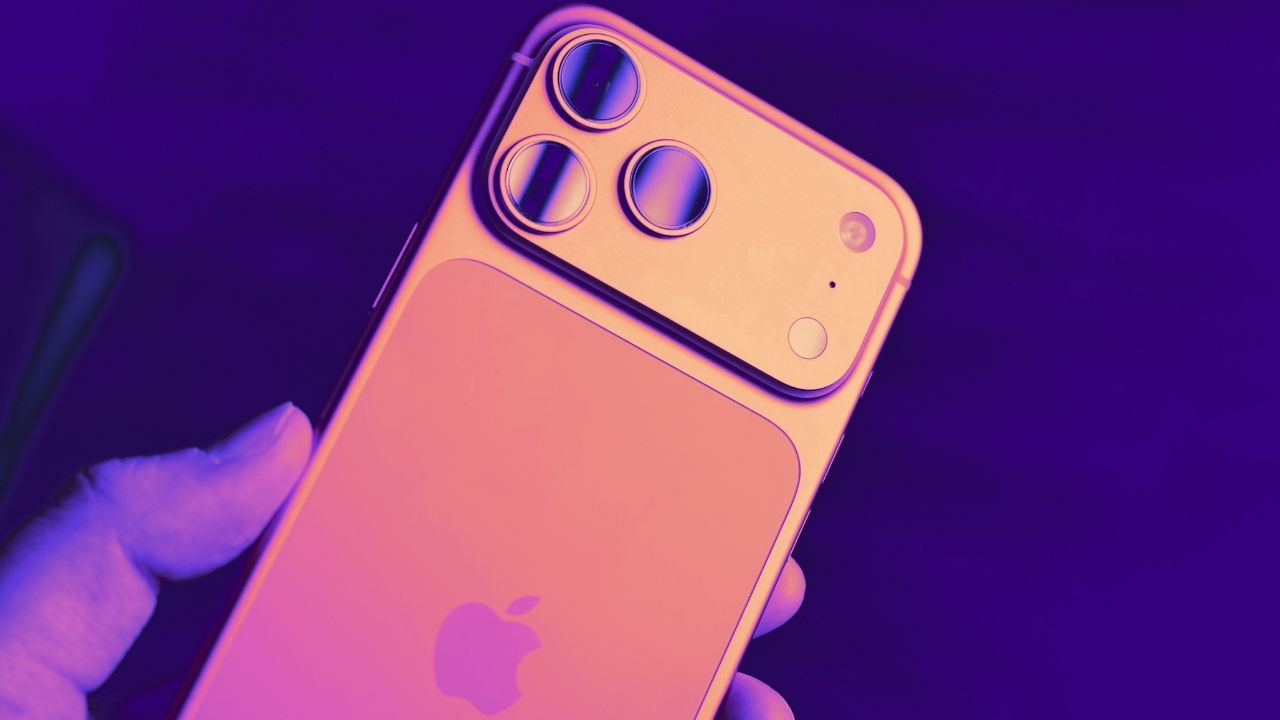 Apple'ın yapay zeka özellikleri her iPhone'da çalışmayacak