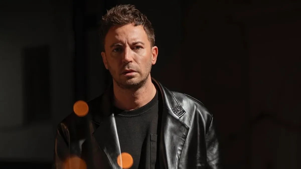 Tolga Güleç ve Öykü Cengiz dünyaevine girdi: Ünlü isimler mutlu günlerinde yalnız bırakmadı