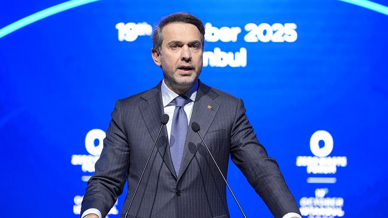 Bakan Bayraktar: Türkiye, Avrupa'nın enerji arz güvenliğinde merkezi rol üstleniyor