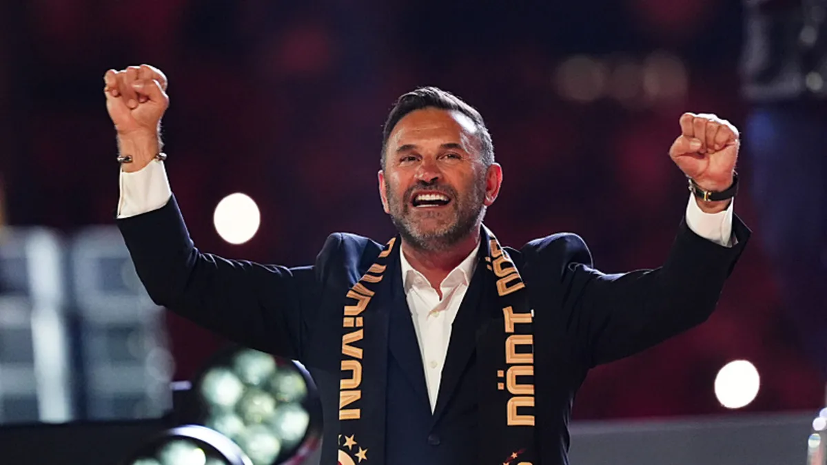 Galatasaray'dan 4'ü bir yerde transfer! Taraftar havaalanına akın edecek