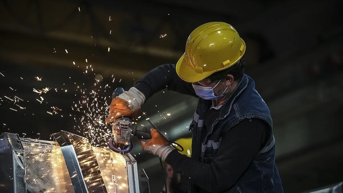 TÜİK açıkladı: Türkiye ekonomisi 2026'nın ilk çeyreğinde yüzde 2,5 büyüdü! Bakan Şimşek açıkladı: 375 milyar TL fazla var