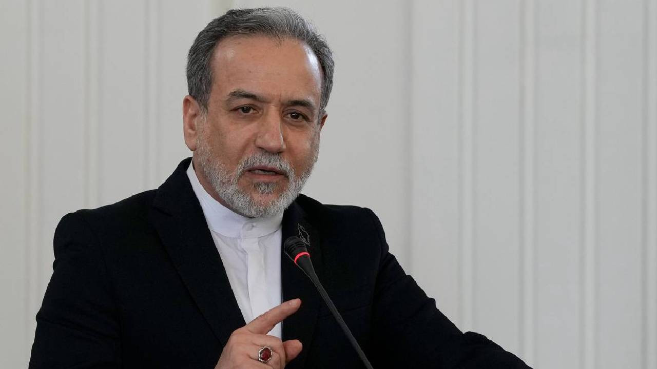 İran: Silahlı kuvvetlerimiz hiçbir saldırı ve tehdidi cevapsız bırakmayacak