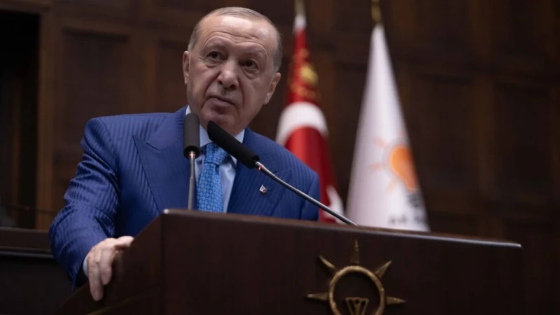 Cumhurbaşkanı Erdoğan'dan önemli açıklamalar: CHP'deki koltuk kapma kavgasının tarafı değiliz