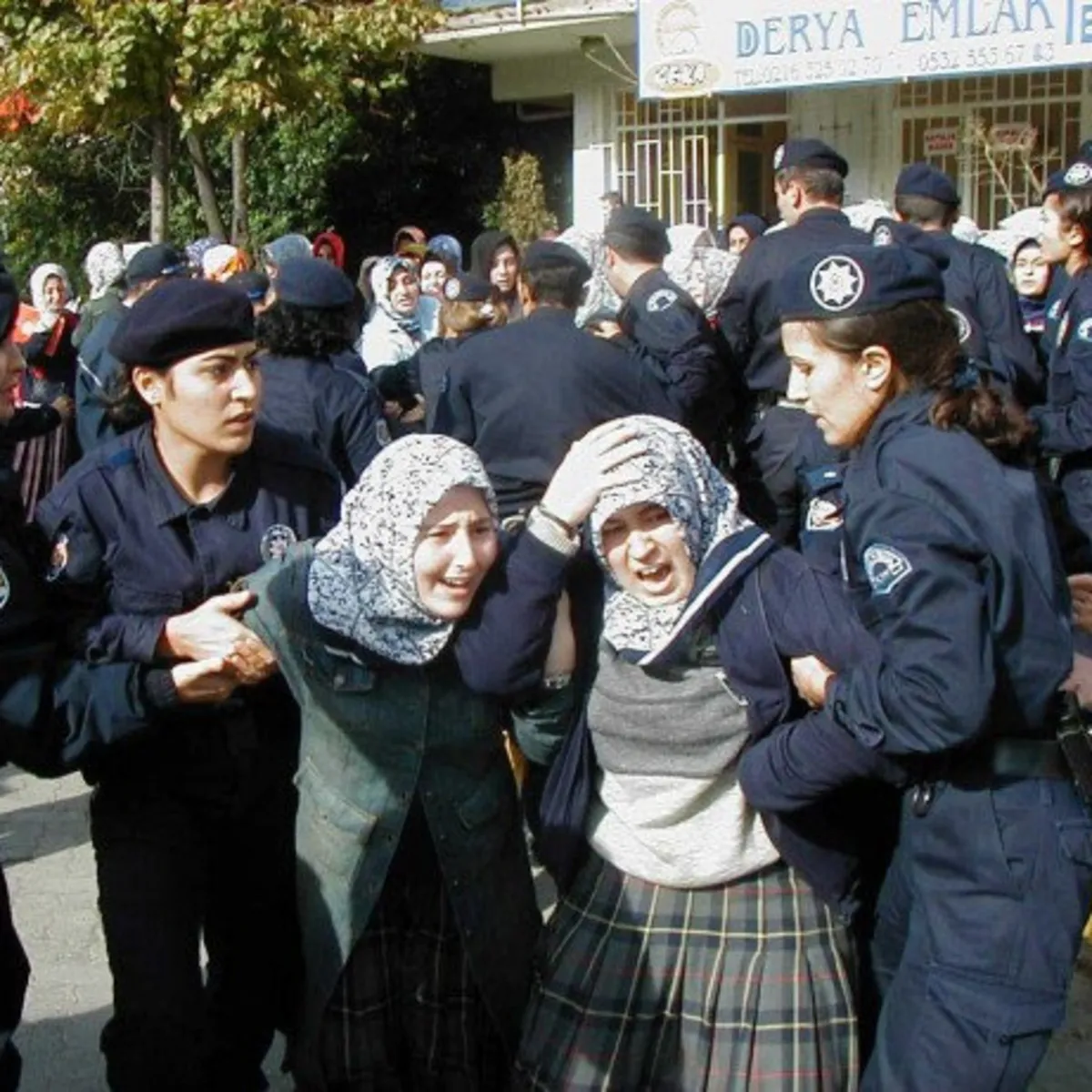Milli iradeye 'postmodern' hançer: Karanlık 28 şubat zulmünün 29. yılı
