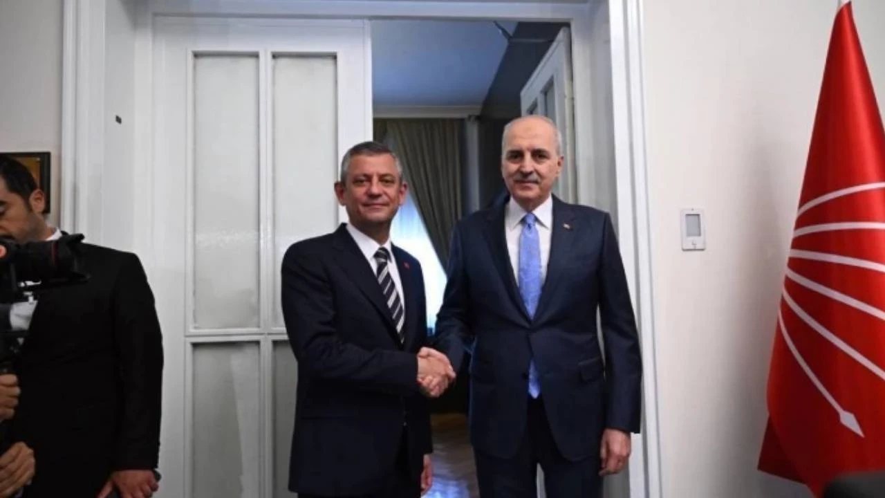 Numan Kurtulmuş, Özgür Özel ile bir araya geldi: Gündem "Terörsüz Türkiye"