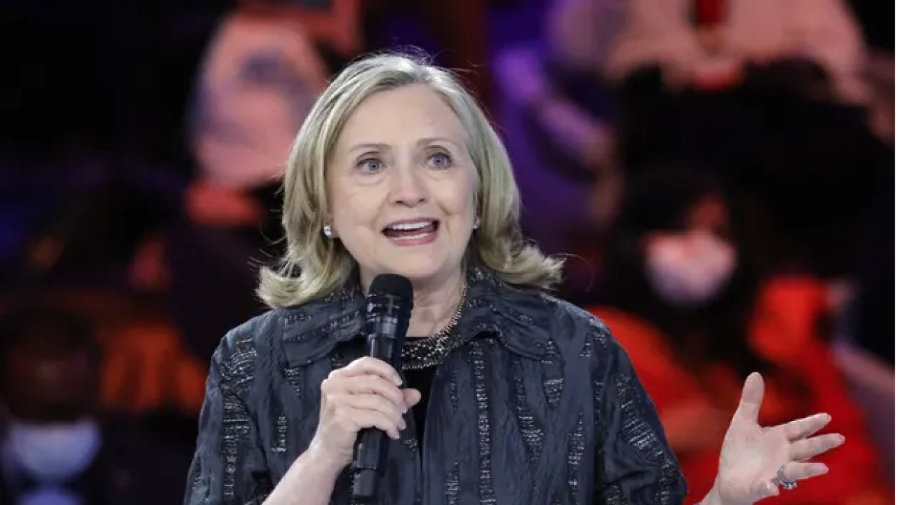 Hillary Clinton'dan Epstein sorusuna yanıt: "Görüşüp görüşmediğimi hatırlamıyorum"