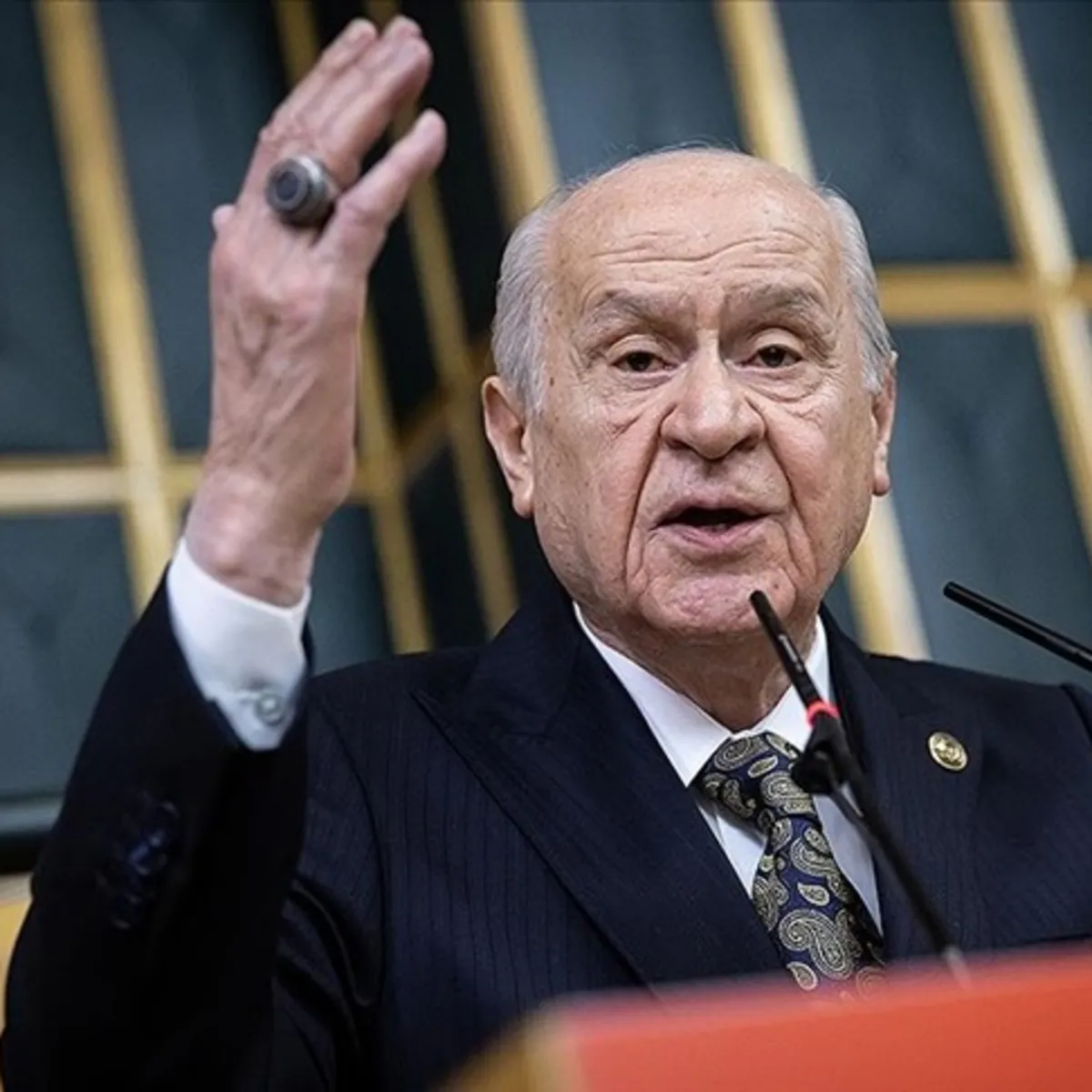 Bahçeli'den Orta Doğu'daki gerilime ilişkin açıklama: Savaş değil barış hakim olmalıdır