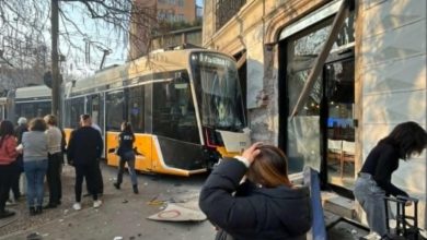 image_69a2b4ff79fba397320423