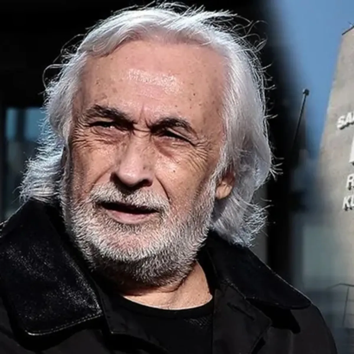 Sarıyer’de rant tiyatrosu! Müjdat Gezen’in 'gitmedim' dediği sahneden faturası çıktı